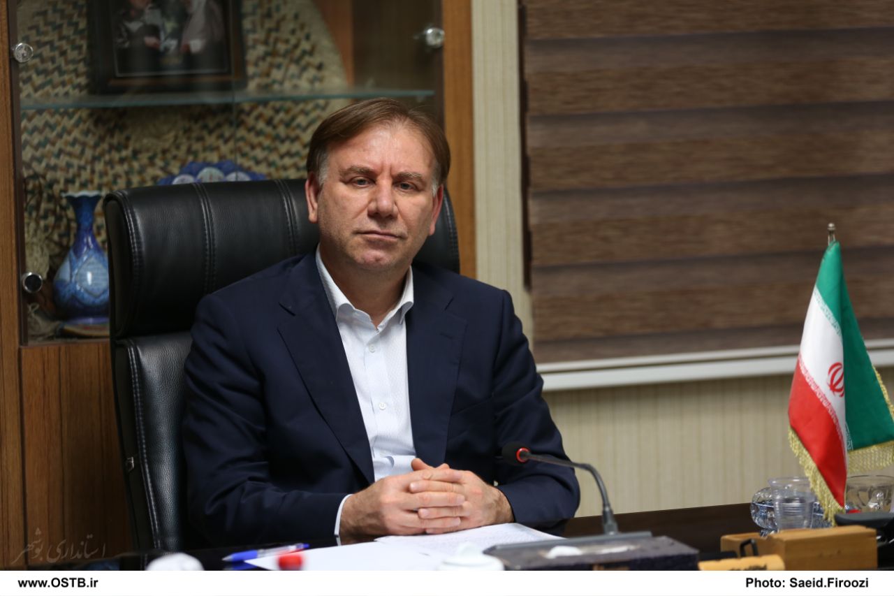 استاندار بوشهر در نشست با رئیس کل سازمان توسعه تجارت ایران، مشکلات و دغدغههای مردم استان را مطرح کرد