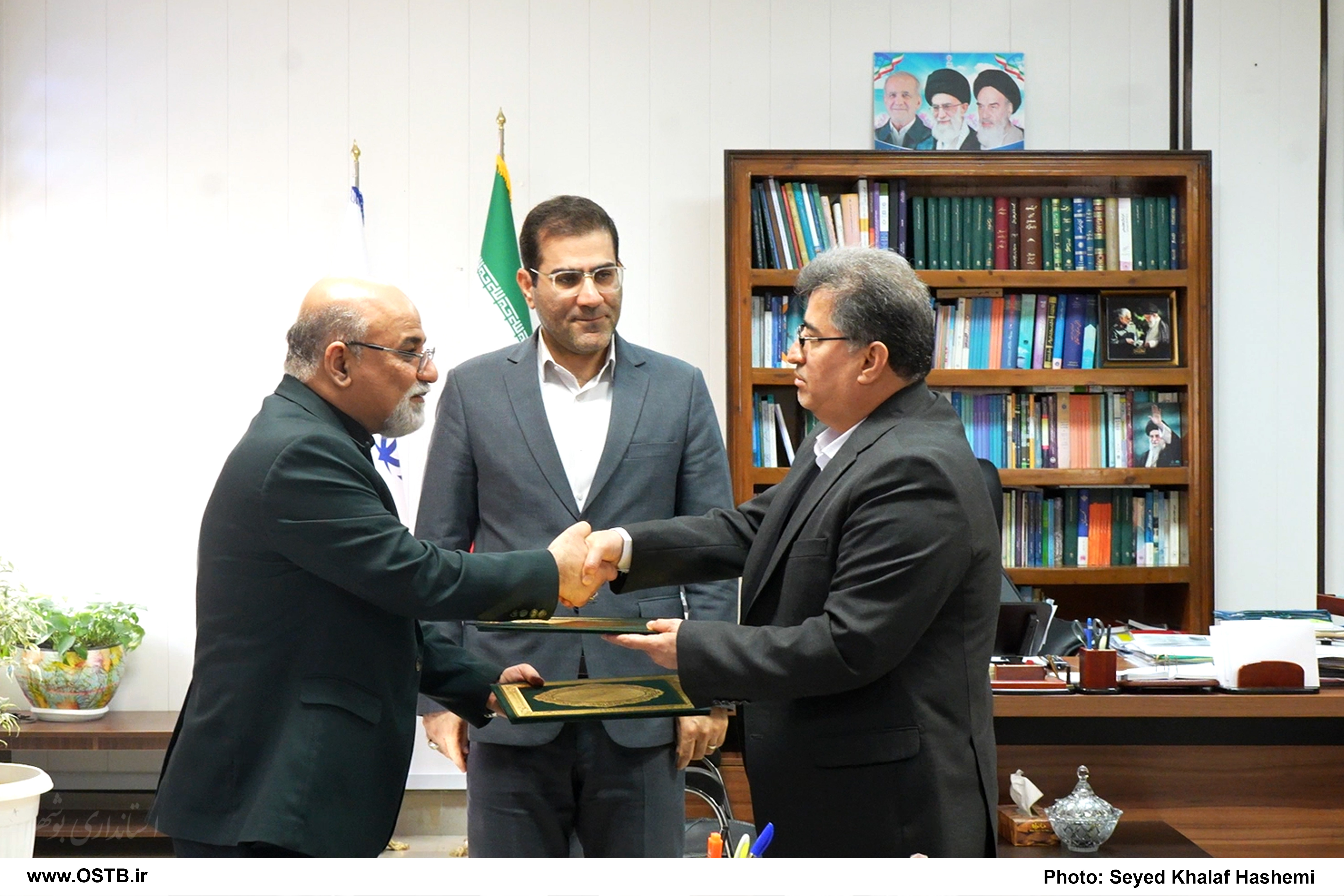 انعقاد تفاهمنامه همکاری آموزشی بین ادارات کل پدافند غیرعامل استانداری و  آموزش و پرورش استان بوشهر